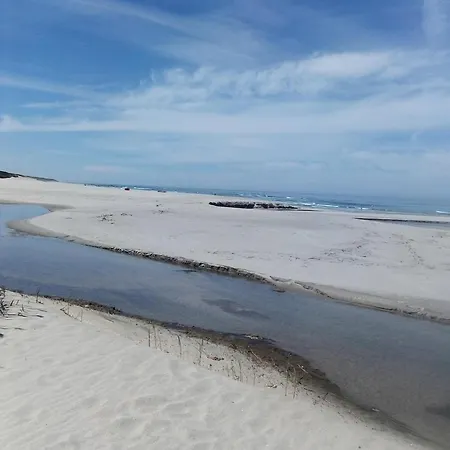 Casa De Madeira E Pedra 度假居 *