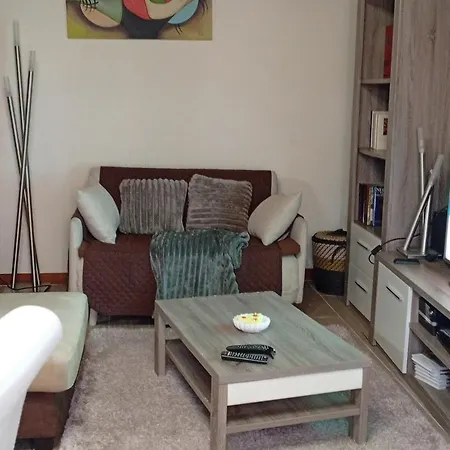 Casa De Madeira E Pedra 아피프