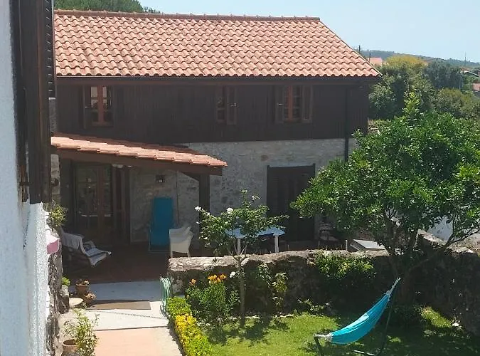 Casa De Madeira E Pedra 度假居 *