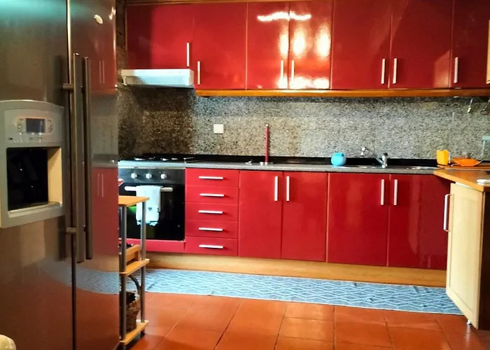 Casa De Madeira E Pedra *